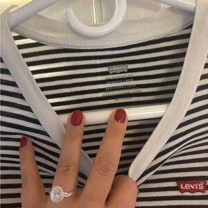 Levi's Monochrome Striped Crew Neck